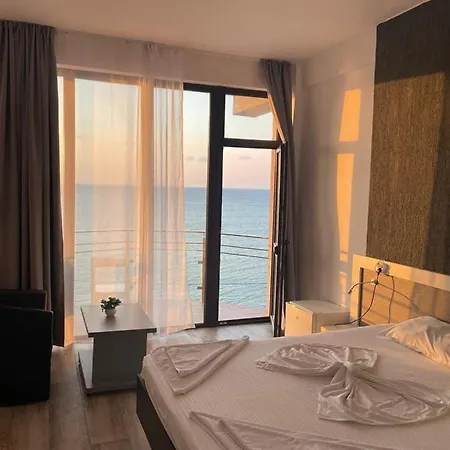 Seaside & 3* Costinești