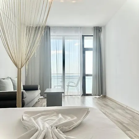 Πανσιόν Seaside & 3*