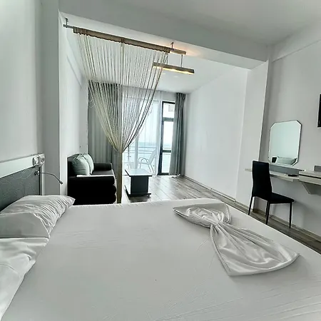 Πανσιόν Seaside & Costinești