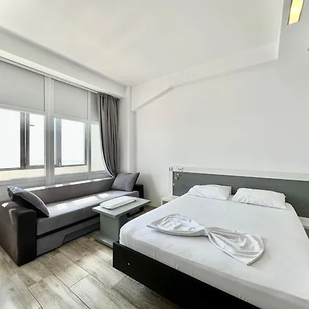 Seaside & 3* Costinesti